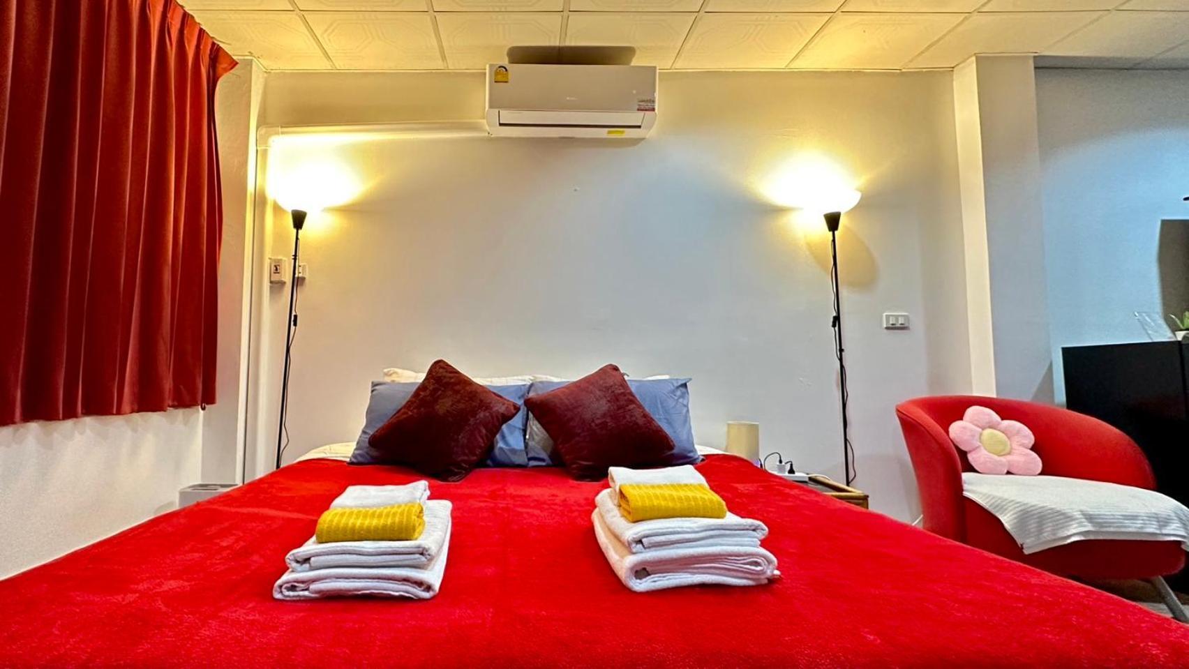 Deabak Hotel Pattaya Bagian luar foto